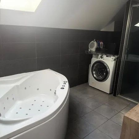 Maison A La Campagne Avec Piscine Sans Vis-a-vis Vakantiehuis *