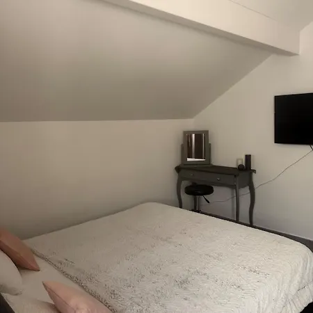 Maison A La Campagne Avec Piscine Sans Vis-a-vis * Thodure
